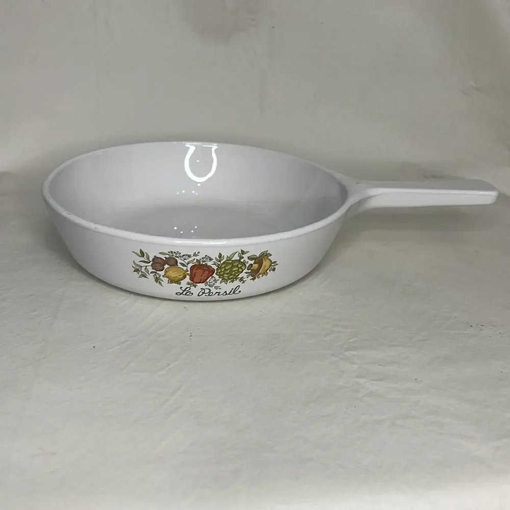 Corning Ware Le Persil 6 1/2 Inch Pan Lid Range Oven Micro P-83-8 Corning NY USA